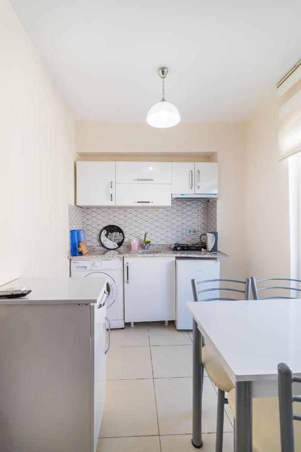 Apartments Near To City Center And Beach 말마리스 외부 사진